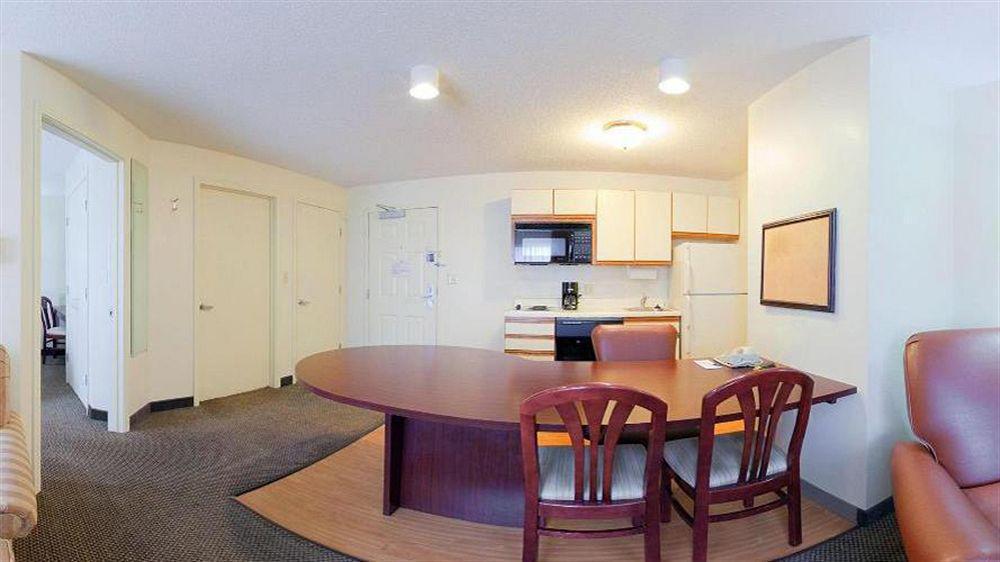 Sonesta Simply Suites Chicago Libertyville Bagian luar foto